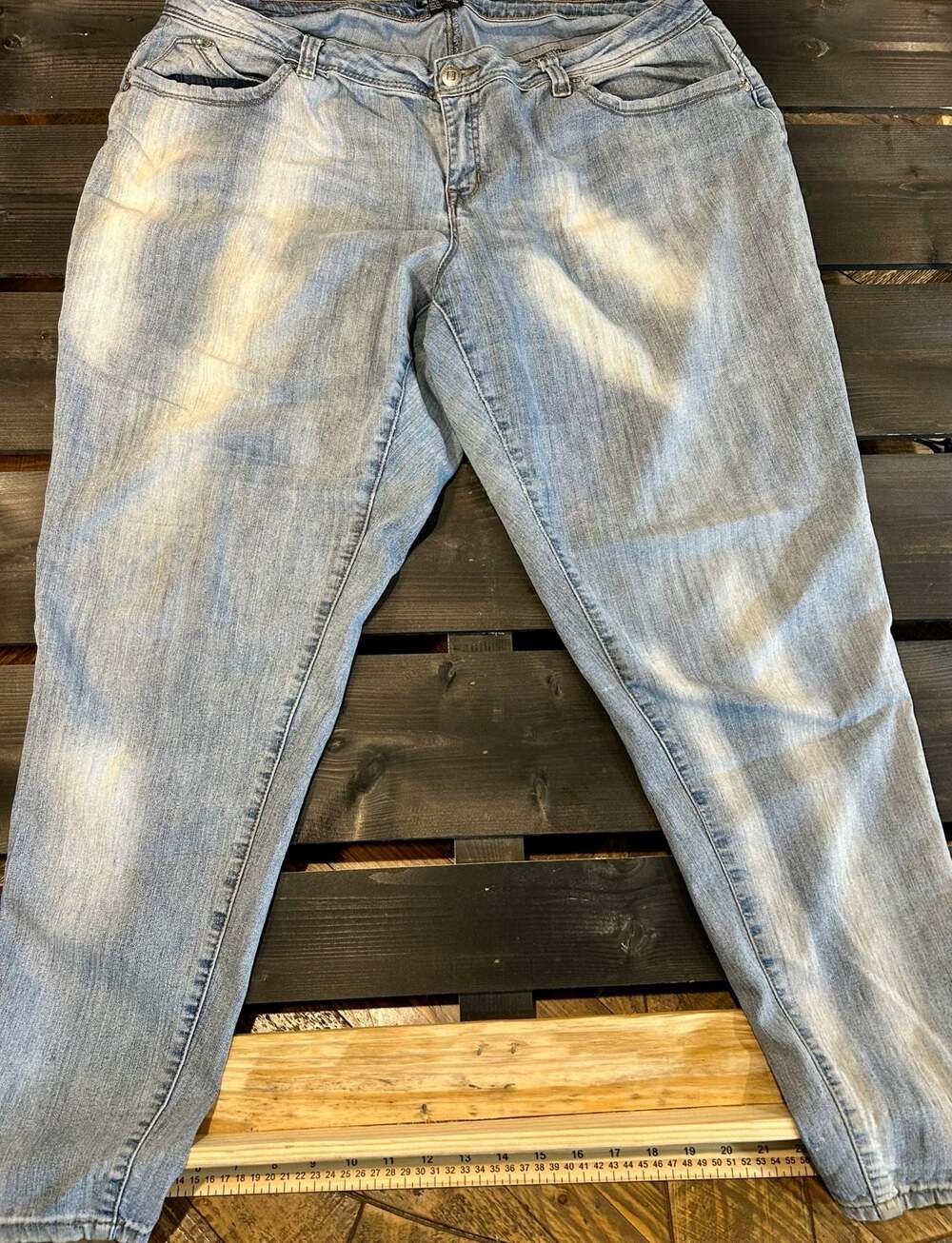 Tractor Women's Light Wash Stretch Jeans Size 20